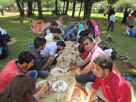 Staff of AGS Wuzur enjoying Lunch Together in group in Pahalgam.